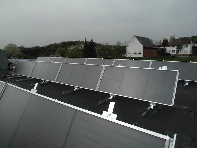 Energiekonzept und Umsetzung für die Eigenstromerzeugung mit gleichzeitiger Hallendachertüchtigung